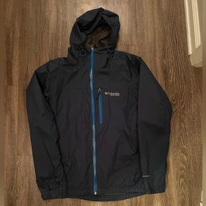 Men’s Columbia rain jacket - size medium